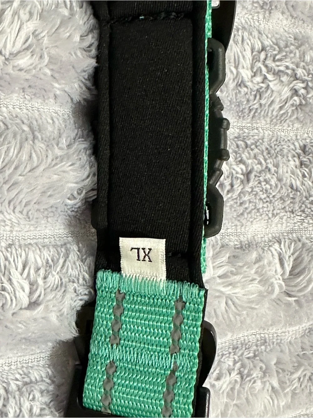 Adjustable Green Nylon Dog Collar with Quick-Release Buckle